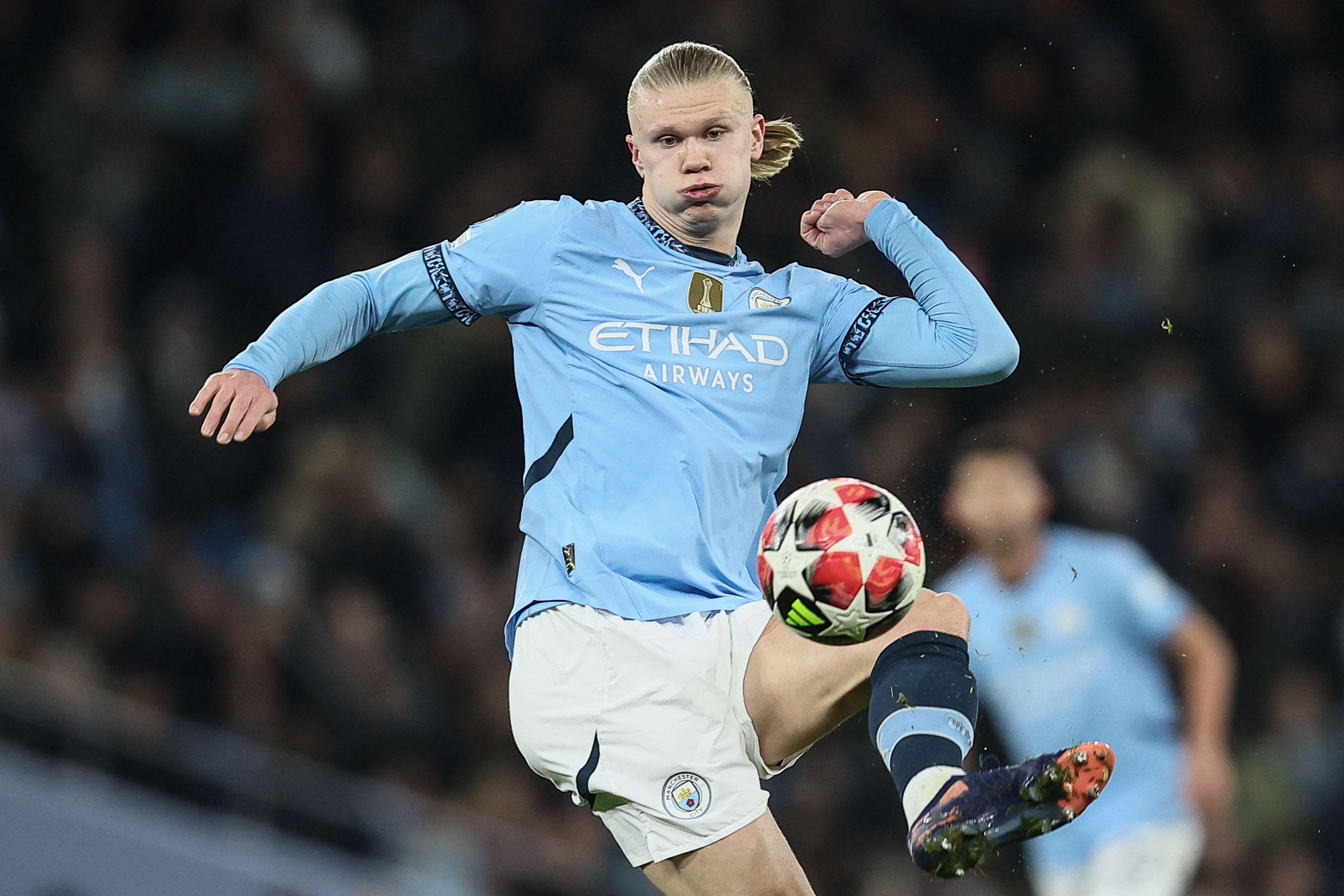 據報道：76人教練組在9年前曾批評恩比德缺乏尊重.