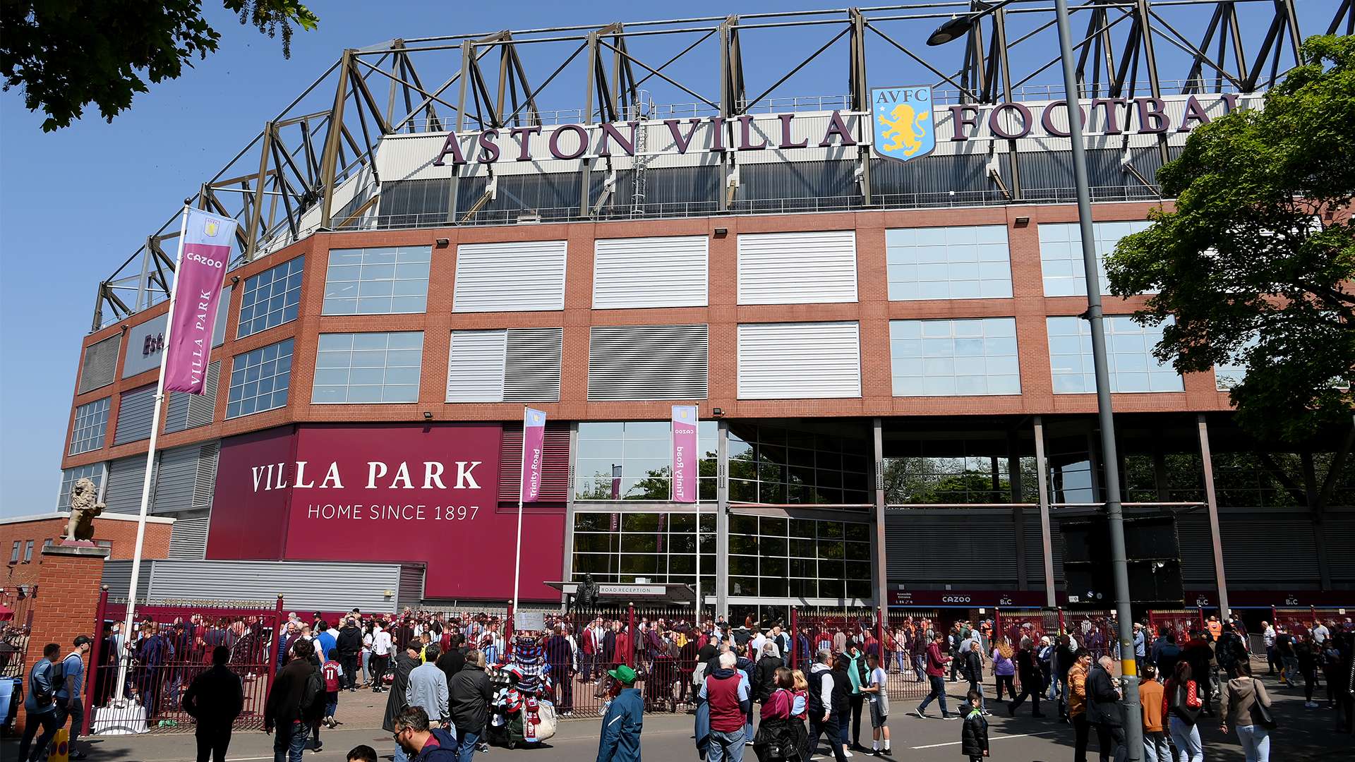 政限制困擾巴薩 冬窗補強後腰計劃擱淺.